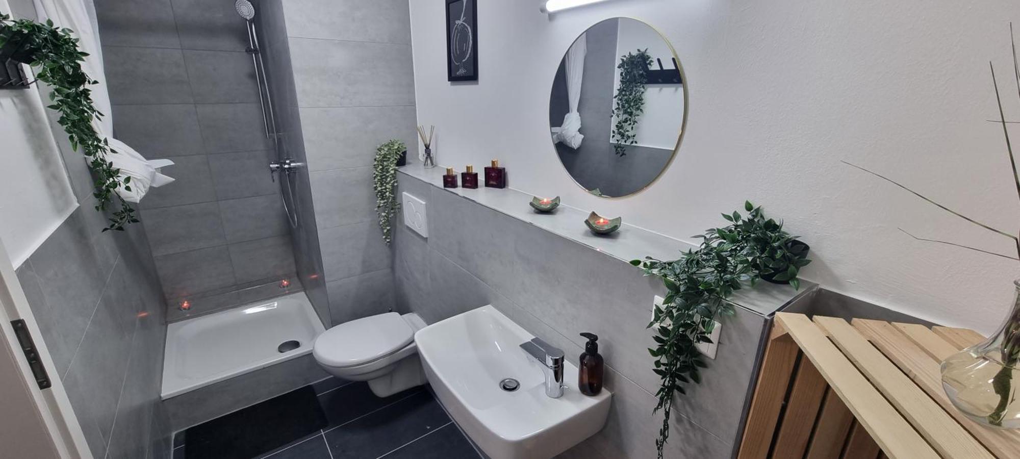 Dattel City Fewo Fuer 4 Personen Privat-parkplatz 5g Wlan & 24/7 Kontakt *